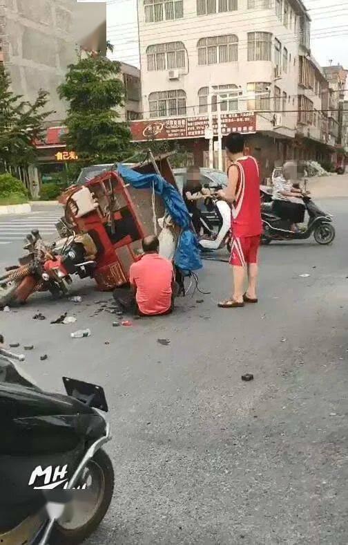 庄河交通事故最新爆料,多车连环相撞，伤亡情况紧急通报